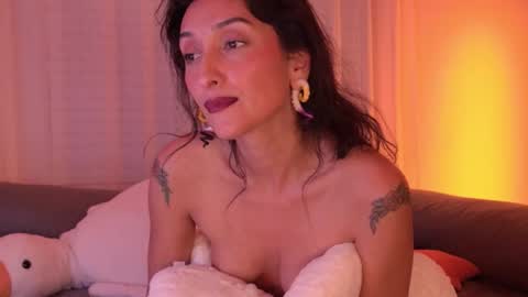 Snapshot of lola_la_lita chatting on February 2026 07:50:01 AM lola_la_lita online show from February 2026 07:50:01 AM
