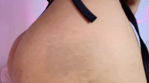 Snapshot of lola_lustrum chatting on April 2026 06:15:01 PM lola_lustrum online show from April 2026 06:15:01 PM