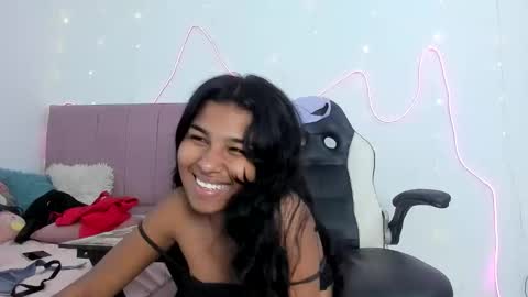 lola_lustrum online show from June 2026 02:01:02 PM