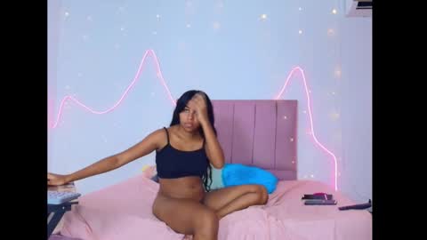 lola_lustrum online show from June 2026 02:37:02 PM