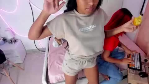 lola_lustrum online show from June 2026 03:25:02 PM