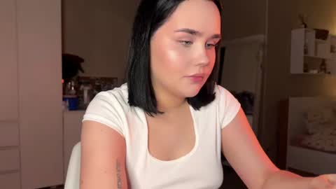 Snapshot of lola_razee chatting on July 2026 07:32:02 PM lola_razee online show from July 2026 07:32:02 PM