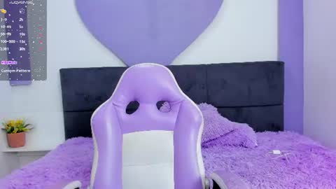 lola_sweeet18 online show from July 2026 09:12:01 AM
