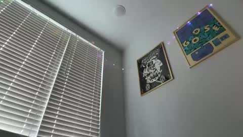 lolaa555 online show from June 2026 11:22:02 PM