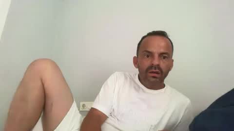 lolaandresbis online show from July 2026 06:12:01 PM