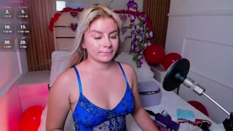 Lola Angel online show from February 2025 08:37:01 PM