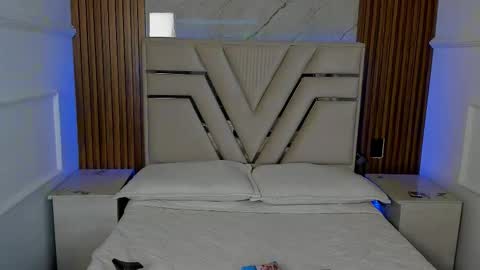 Lola Angel online show from September 2025 08:20:02 PM