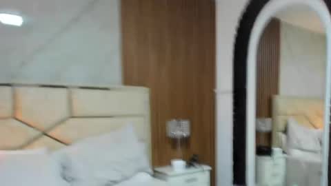 Lola Angel online show from May 2026 09:31:01 PM