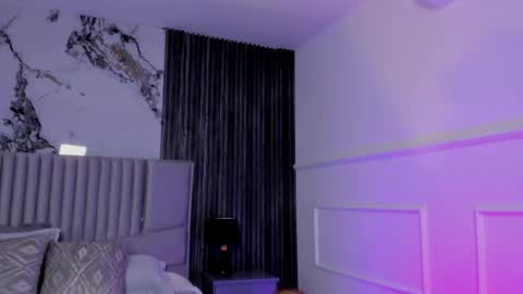 Lola Angel online show from May 2026 11:34:04 PM