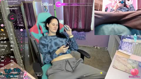 Lola online show from December 2024 03:50:02 PM
