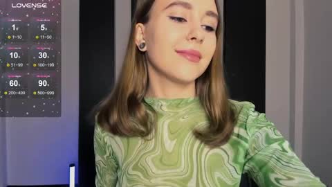 Lola3 online show from February 2025 06:54:02 PM