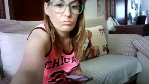 Snapshot of lolahueso chatting on February 2025 09:46:02 AM LOLA HUESO y ERIC online show from February 2025 09:46:02 AM