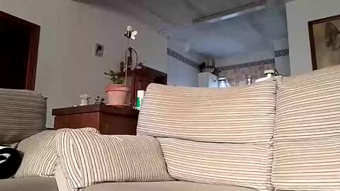 Snapshot of lolahueso chatting on October 2025 08:15:01 AM LOLA HUESO y ERIC online show from October 2025 08:15:01 AM