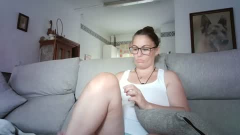 LOLA HUESO y ERIC online show from July 2026 08:06:01 AM
