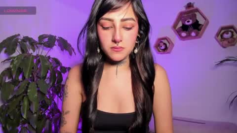 Snapshot of lolaleah_ chatting on July 2026 08:34:02 PM Lola online show from July 2026 08:34:02 PM