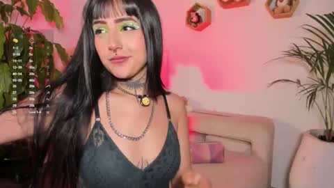 Snapshot of lolaleah_ chatting on August 2026 10:30:01 PM Lola online show from August 2026 10:30:01 PM