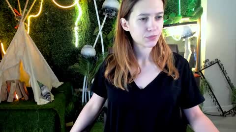 Snapshot of lolalemona chatting on December 2024 03:11:01 PM lolalemona online show from December 2024 03:11:01 PM