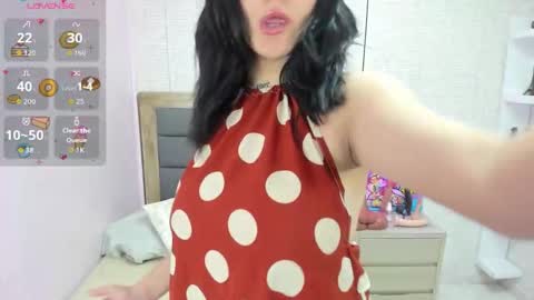 Snapshot of lolamaxi chatting on October 2025 03:04:01 AM LOLA online show from October 2025 03:04:01 AM