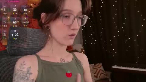 lolami_ online show from June 2026 07:06:01 AM