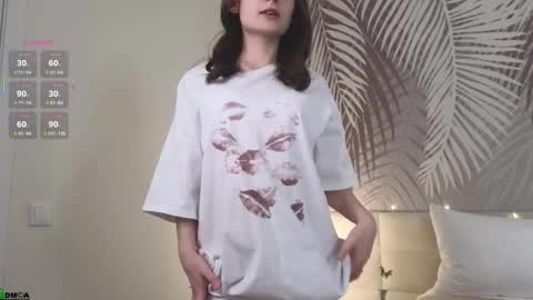 Lola online show from October 2025 01:56:01 AM