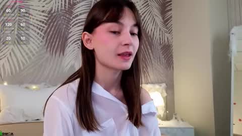 Lola online show from October 2025 01:50:02 AM