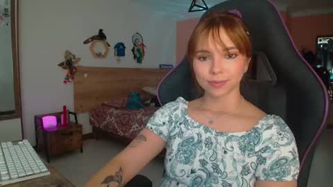 Snapshot of lolaverse chatting on November 2025 07:57:02 PM Lola doll online show from November 2025 07:57:02 PM