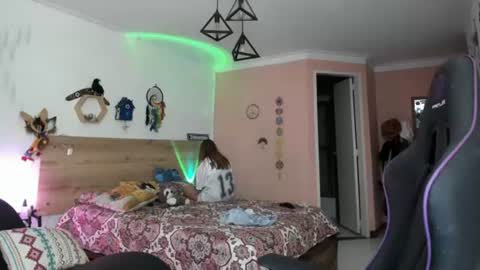 Lola doll online show from July 2026 05:27:02 PM