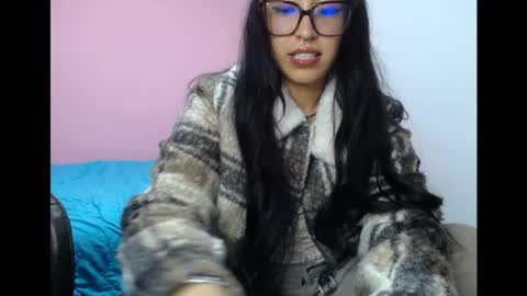 Lolita  online show from June 2026 03:57:01 AM