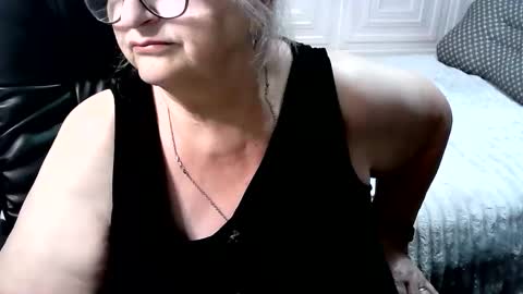 LolkaAlyss online show from May 2026 08:50:01 PM