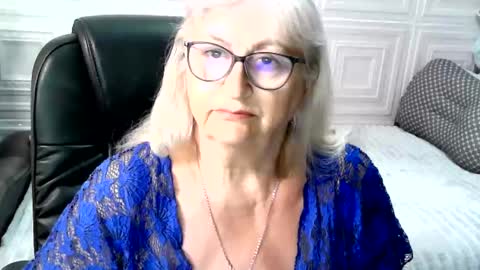 LolkaAlyss online show from July 2026 11:12:02 AM