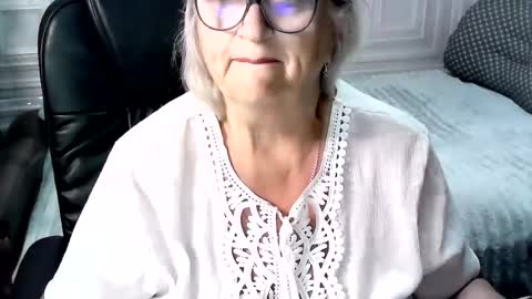 LolkaAlyss online show from July 2026 10:45:01 PM