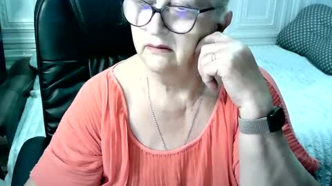 LolkaAlyss online show from July 2026 10:39:01 PM