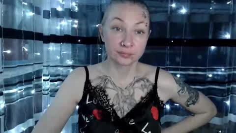 Snapshot of lollifox_1 chatting on December 2025 06:29:02 AM Lisa online show from December 2025 06:29:02 AM