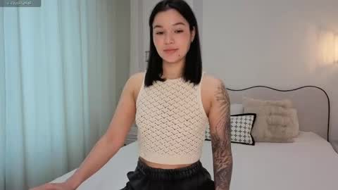 lolly_turner online show from May 2026 05:13:01 AM