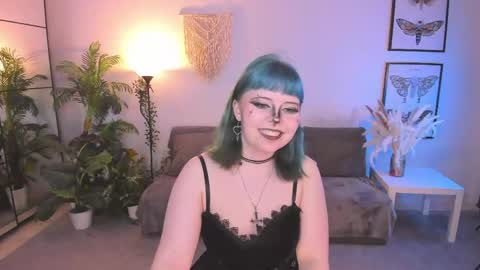 Lolly   online show from May 2026 04:33:01 PM