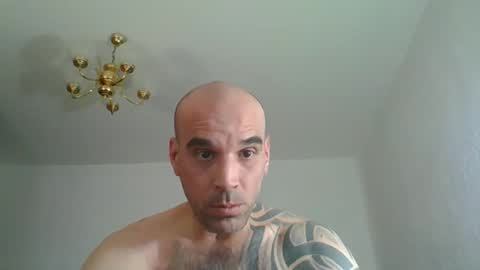 lolotatto online show from April 2026 03:32:02 PM