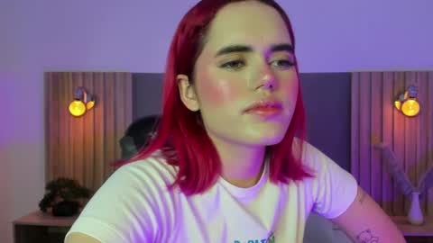 L O L Y online show from May 2026 02:20:02 AM