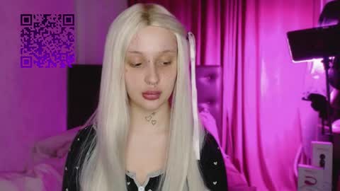 Kari online show from March 2026 07:51:02 PM