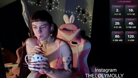 Snapshot of lolymolli chatting on January 2025 05:26:01 PM Molli online show from January 2025 05:26:01 PM