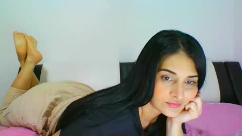 Snapshot of lomaslindosoyyo chatting on February 2025 10:08:02 PM estehfania online show from February 2025 10:08:02 PM