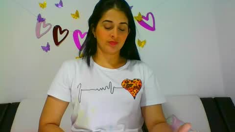 Snapshot of lomaslindosoyyo chatting on February 2025 12:52:02 AM estehfania online show from February 2025 12:52:02 AM