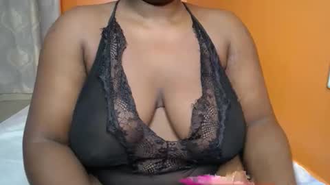 lomyenom56 online show from May 2026 05:21:02 PM