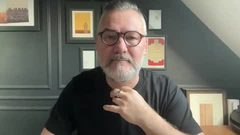 EnglishBear online show from February 2026 08:44:02 AM