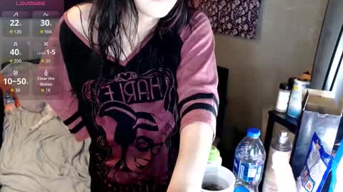 londonray online show from December 2025 02:27:01 AM
