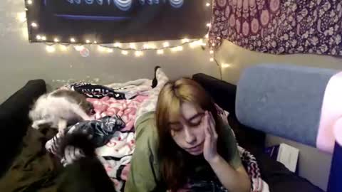 londonray online show from July 2026 10:31:02 PM