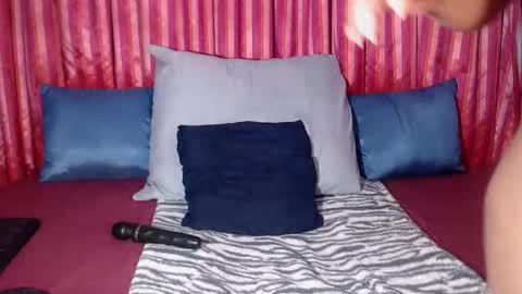 londylicious34 online show from September 2025 07:50:02 PM