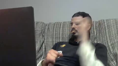 Alejandro Rulitos Twitter longnight55 Intagram 5longnight5 online show from February 2025 02:20:02 AM