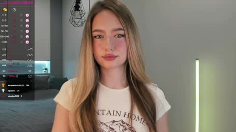 Snapshot of longoriaeva chatting on May 2026 04:36:02 PM Eva online show from May 2026 04:36:02 PM