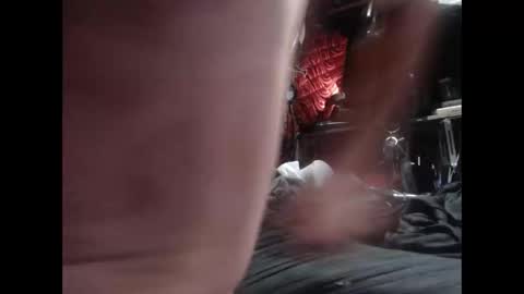 Snapshot of longshanks6869 chatting on October 2025 09:59:02 PM Longshanks online show from October 2025 09:59:02 PM