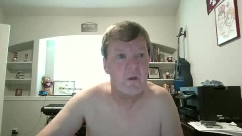 Snapshot of lonlynude chatting on May 2026 04:23:02 PM lonlynude online show from May 2026 04:23:02 PM